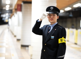 運輸 駅係員